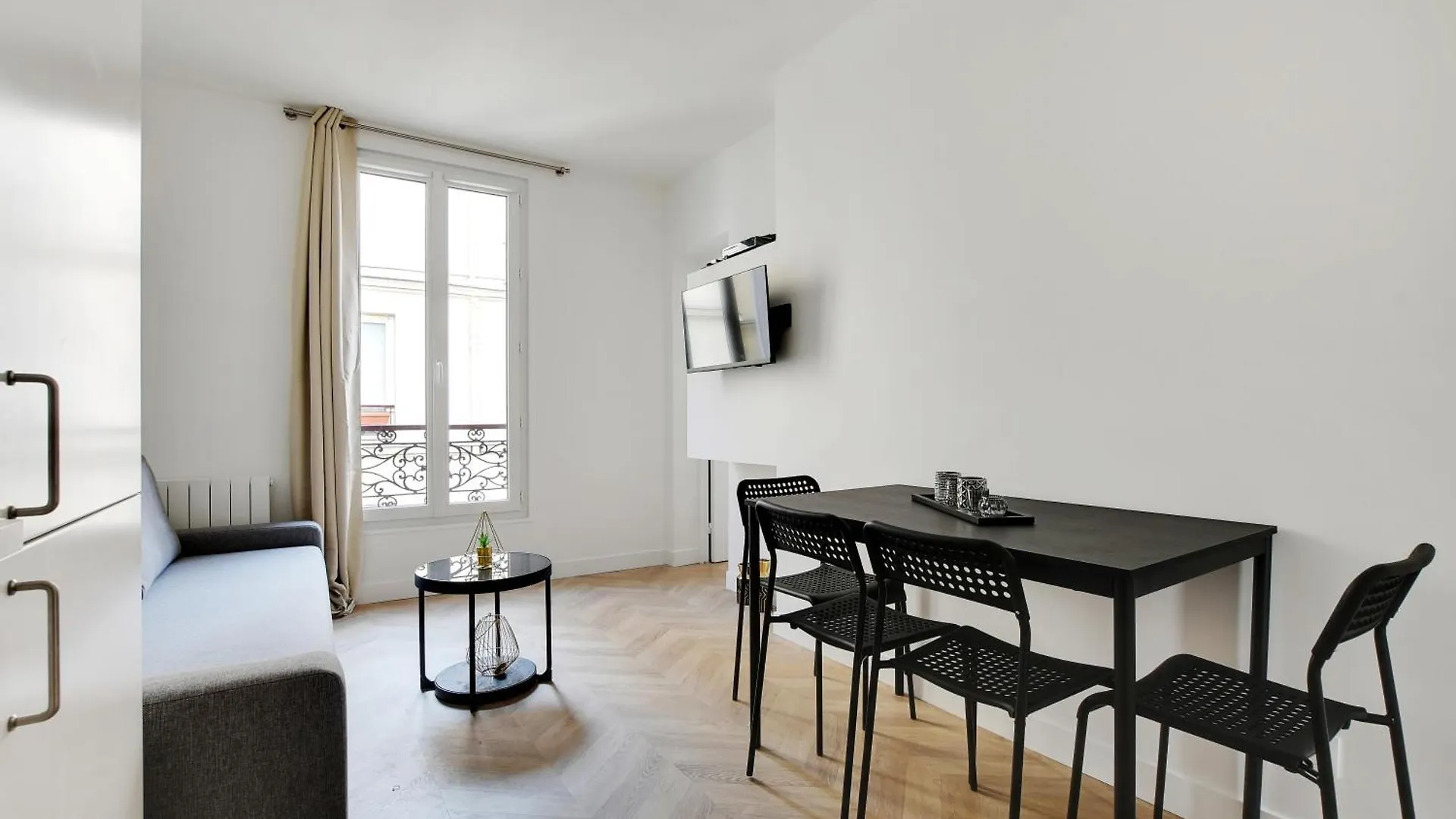 Bercy Apartment Paris